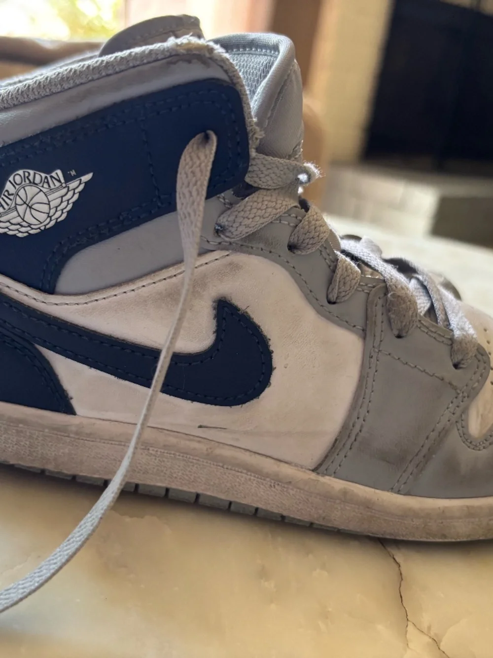 Nike Air Jordan 1 Mid Boys Size 3Y Gray White Navy High Top Sneakers